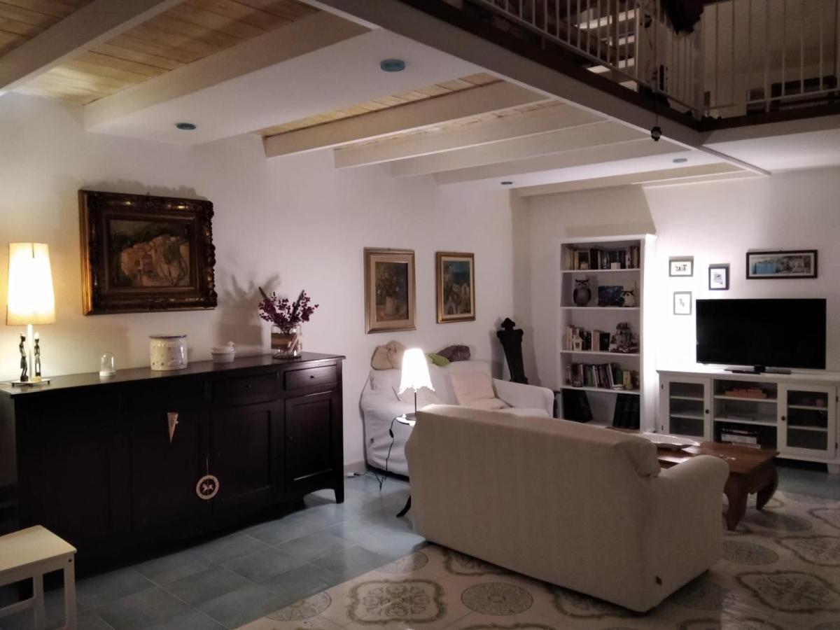 Apartmán A Casa Di Monica Pozzuoli Exteriér fotografie