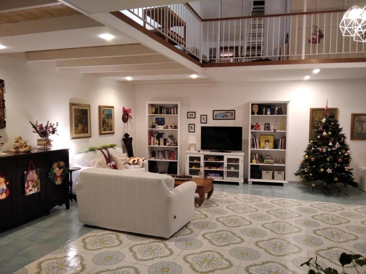 Apartmán A Casa Di Monica Pozzuoli Exteriér fotografie